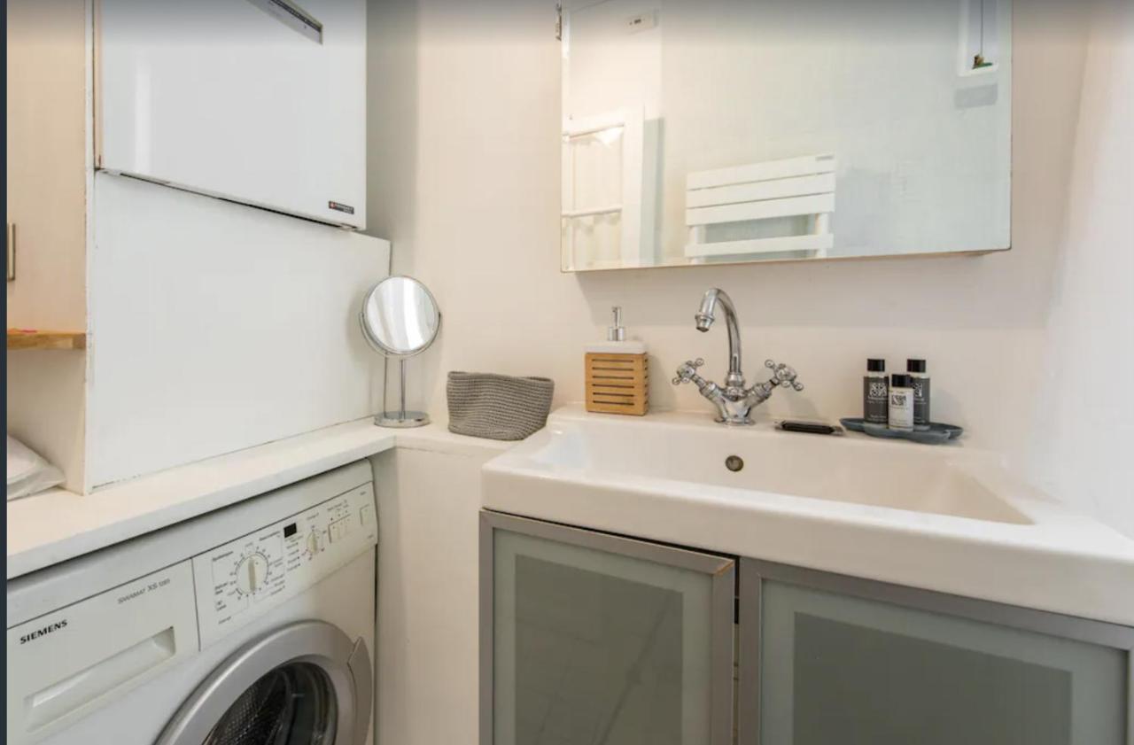 Paris Petit Appartement Lumineux Et Atypique Eksteriør billede