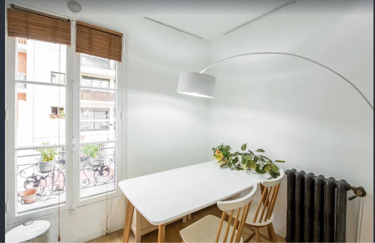 Paris Petit Appartement Lumineux Et Atypique Eksteriør billede